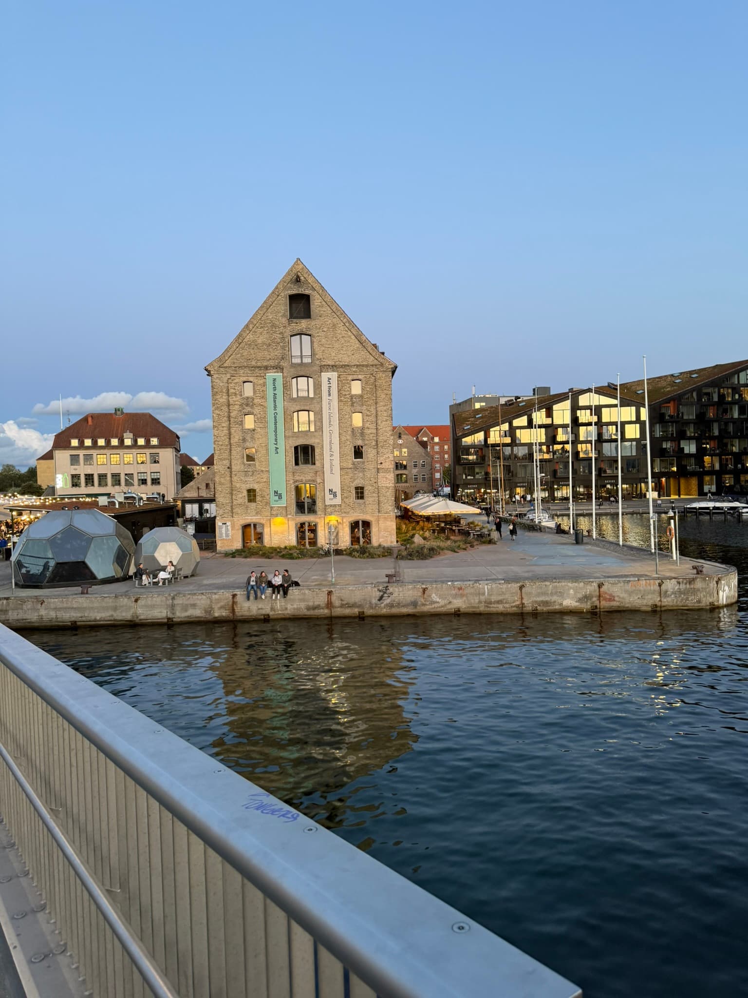 Restaurant Barr on the harbor